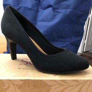 NIB Sofft Black heels ‘Presley’ 7.5W
